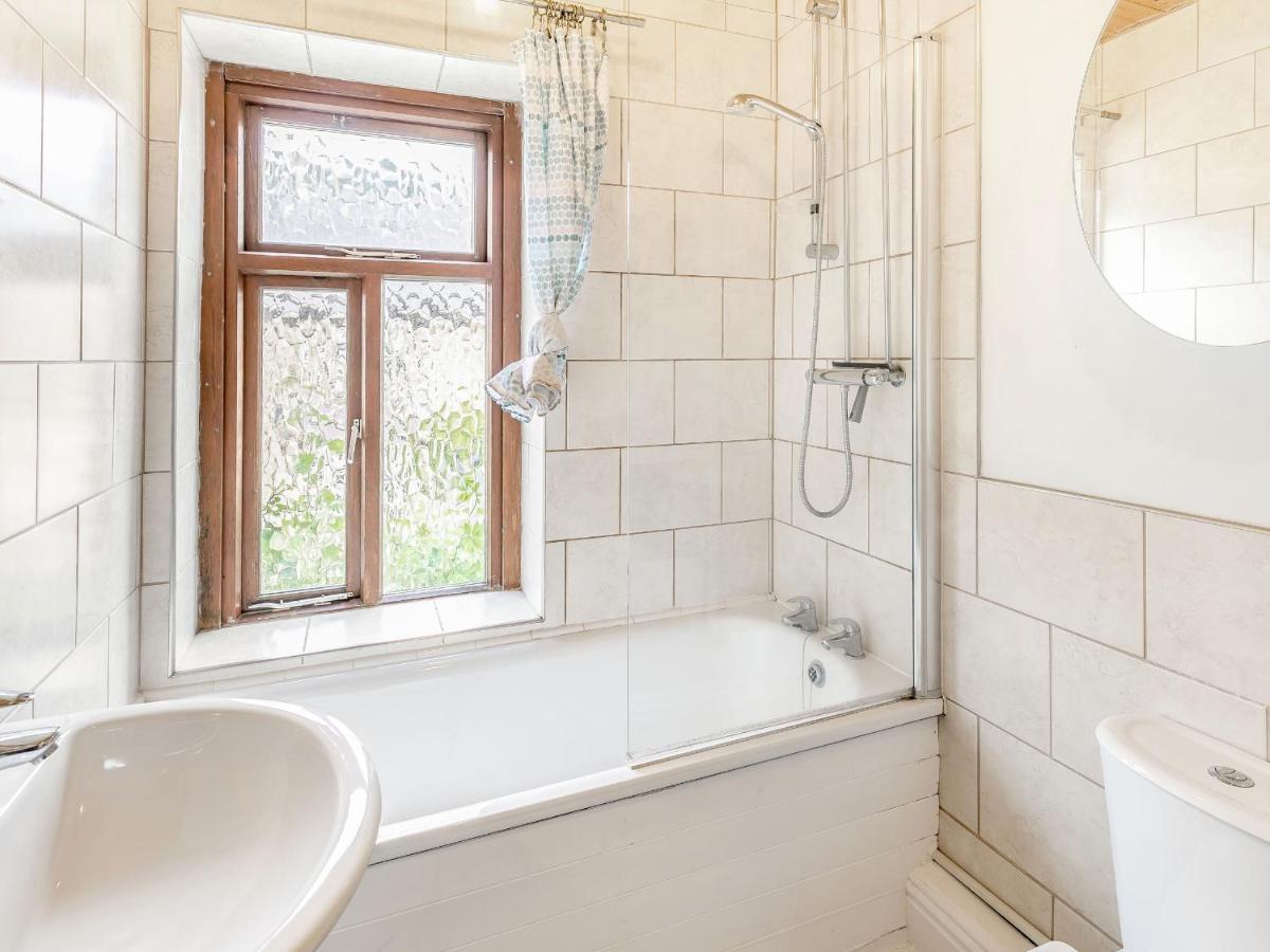 Rosskeen Villa Тайдсуел Екстериор снимка